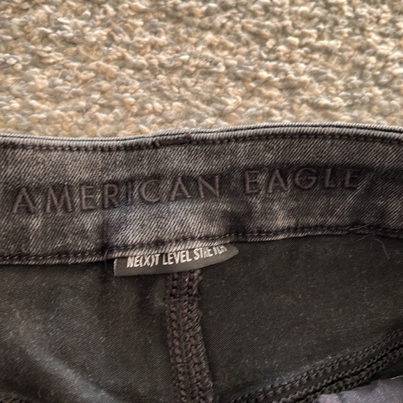 Women’s American Eagle Hi-Rise Black Denim Jeggings. Size 4. - Picture 7 of 10